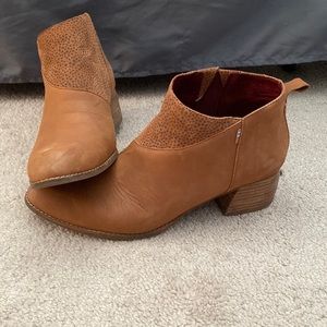 Cute statement bootie Toms